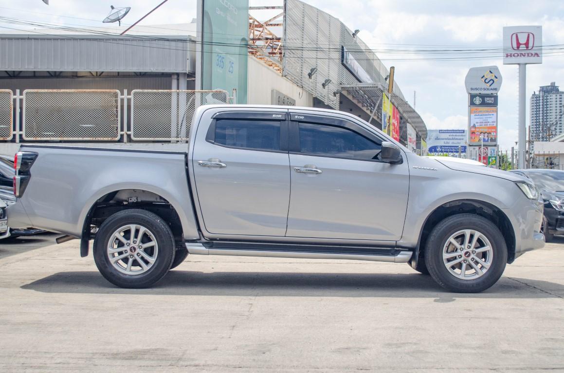 Isuzu Dmax Cab4 Hilander 1.9 L DA M/T 2020 *SK1899*